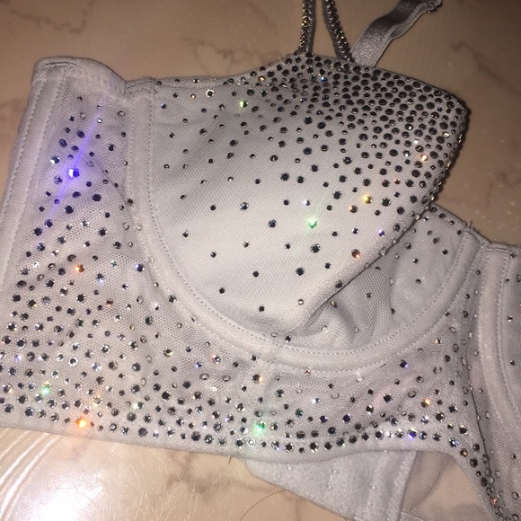 Embellished bra - Picture 7 of 8